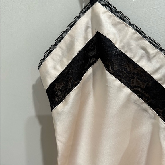 Satin Lace Trim Cami Top Pale Pink Black Chevron V Neck Tank Lingerie - Picture 5 of 11